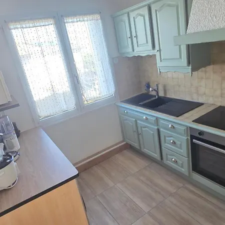 Belle Maison Familiale Proche De La Gare Ou Cure Thermale Сasa de vacaciones *