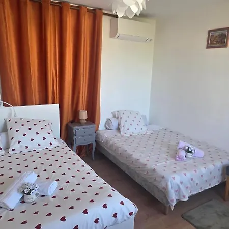 Belle Maison Familiale Proche De La Gare Ou Cure Thermale Rochefort (Charente-Maritime)
