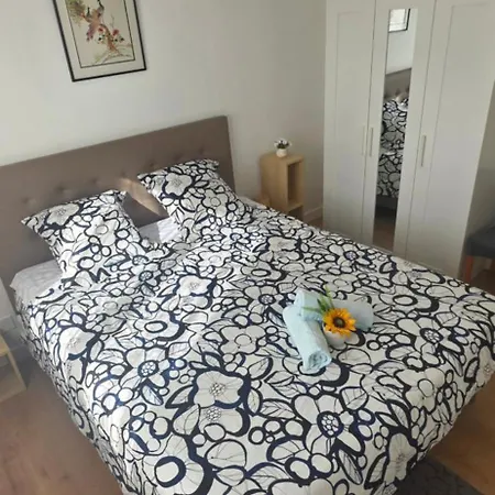 Belle Maison Familiale Proche De La Gare Ou Cure Thermale Сasa de vacaciones *
